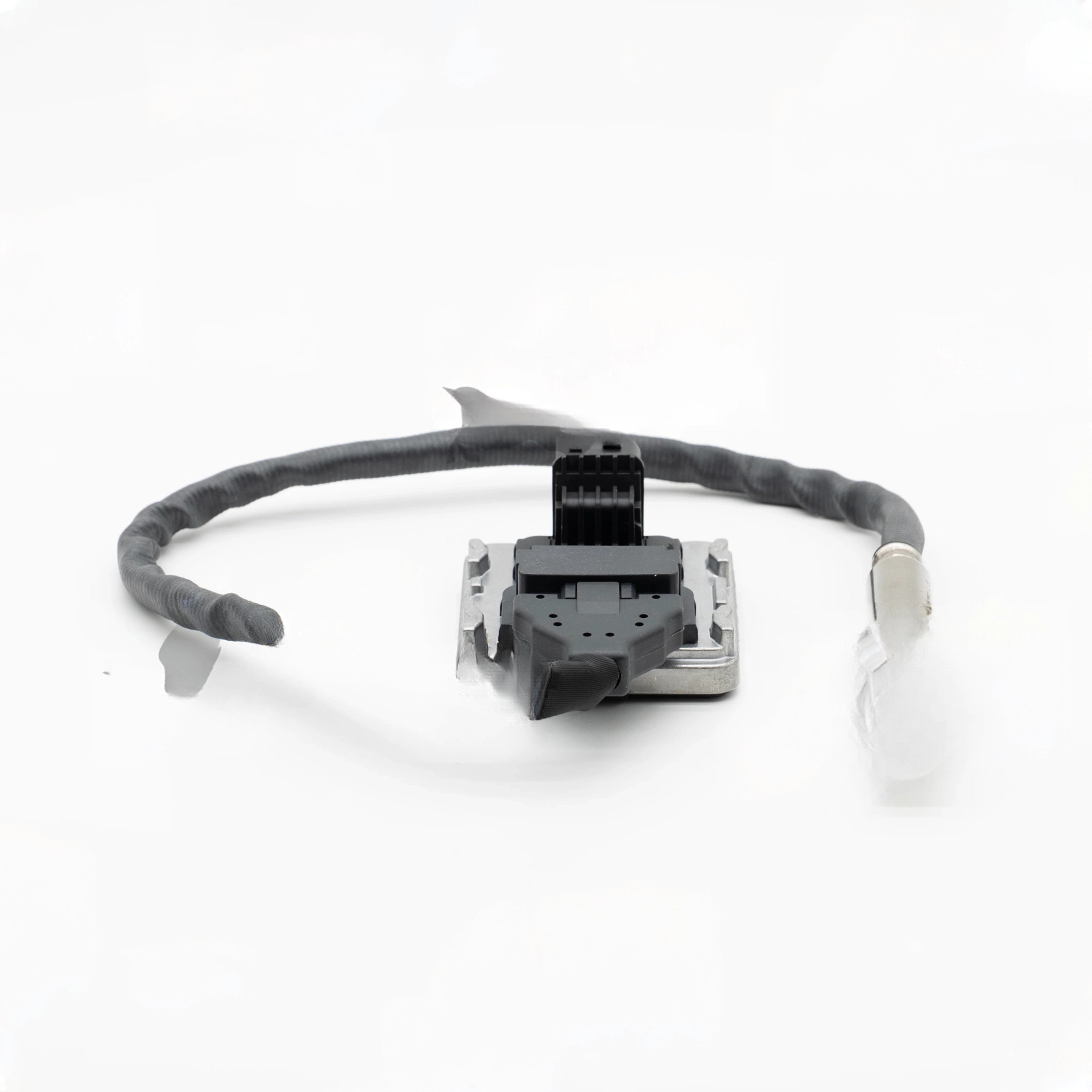 Detroit Diesel DD13/DD15/DD16 NOx Sensor Inlet | A0101531928