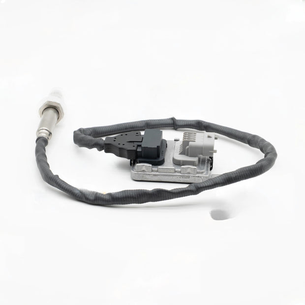 Volvo D11/D13/D16, Mack MP7/MP8 NOx Sensor Inlet | 22303390